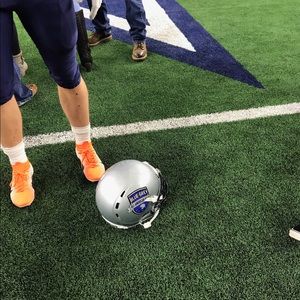 Meet your Posher, Clayton